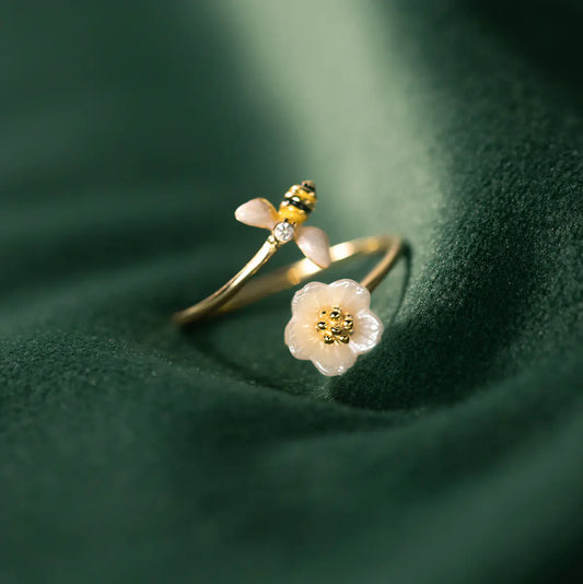 Sterling Bee Shell Adjustable Ring